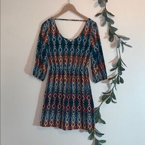 Patterned 3/4 Sleeve Dress Size: Small